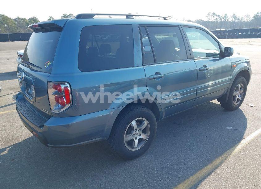 Photo 4 of 2006 Honda Pilot EX-L (VIN 5FNYF18706B013155)