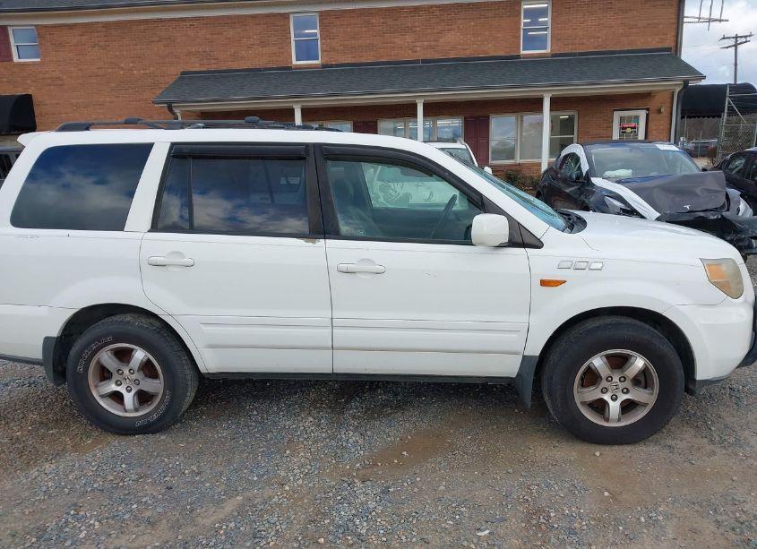 Photo 13 of 2006 Honda Pilot EX-L (VIN 5FNYF18716B030322)