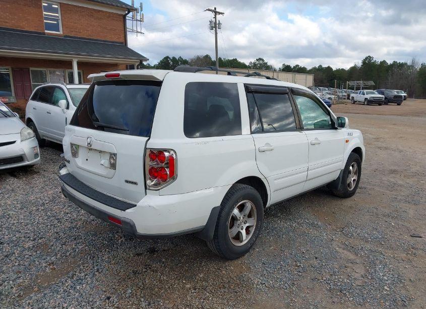 Photo 4 of 2006 Honda Pilot EX-L (VIN 5FNYF18716B030322)