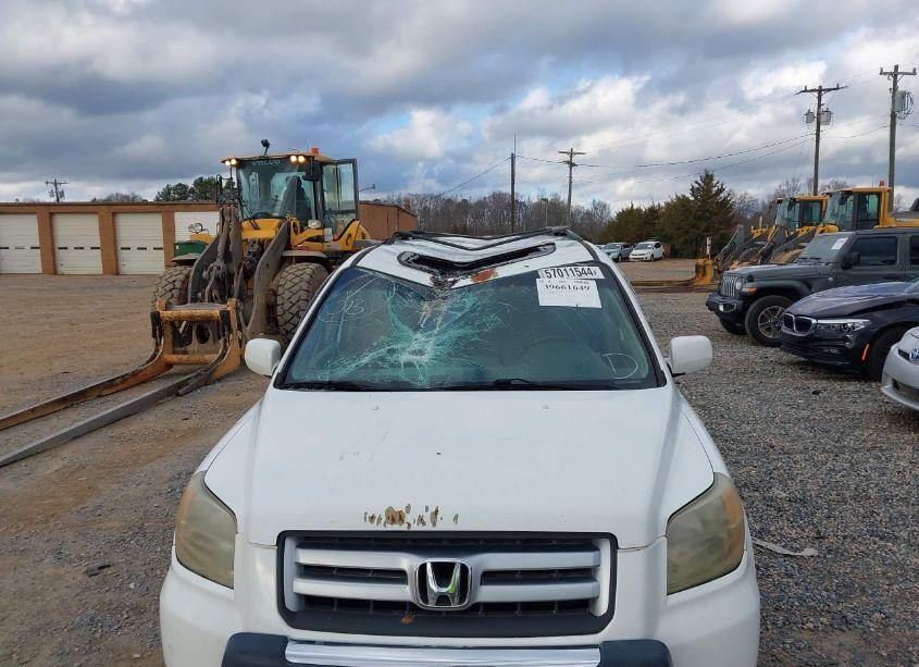 Photo 6 of 2006 Honda Pilot EX-L (VIN 5FNYF18716B030322)