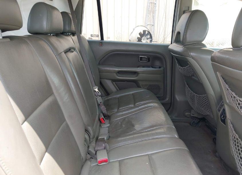 Photo 8 of 2006 Honda Pilot EX-L (VIN 5FNYF18716B030322)