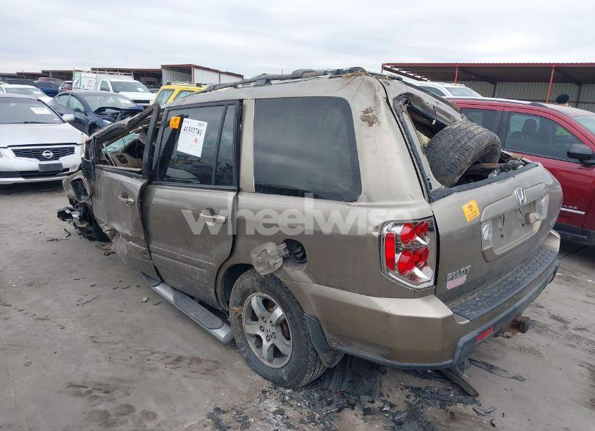 Photo 3 of 2008 Honda Pilot EX-L (VIN 5FNYF18718B036754)