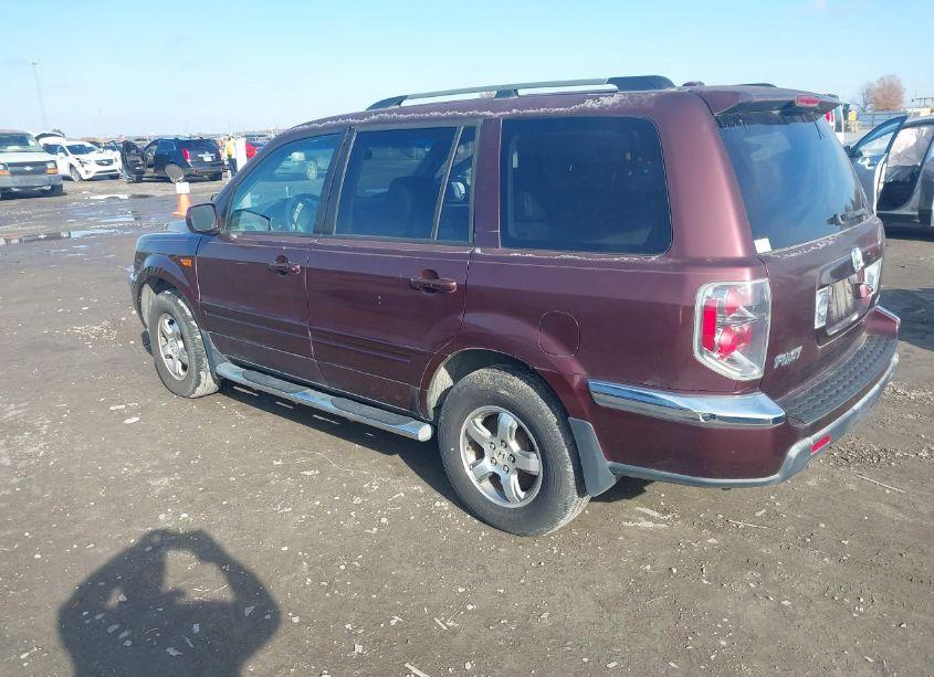Photo 3 of 2007 Honda Pilot EX-L (VIN 5FNYF18727B026880)