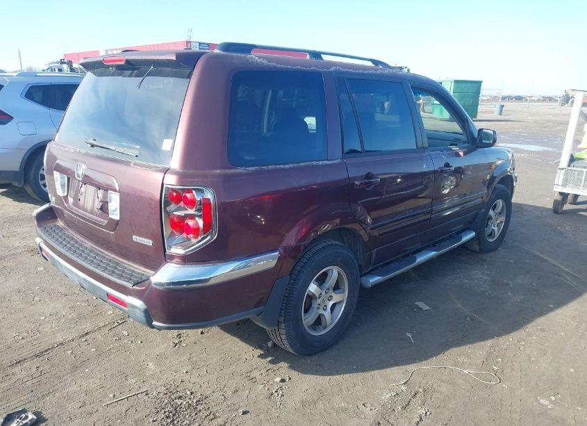 Photo 4 of 2007 Honda Pilot EX-L (VIN 5FNYF18727B026880)