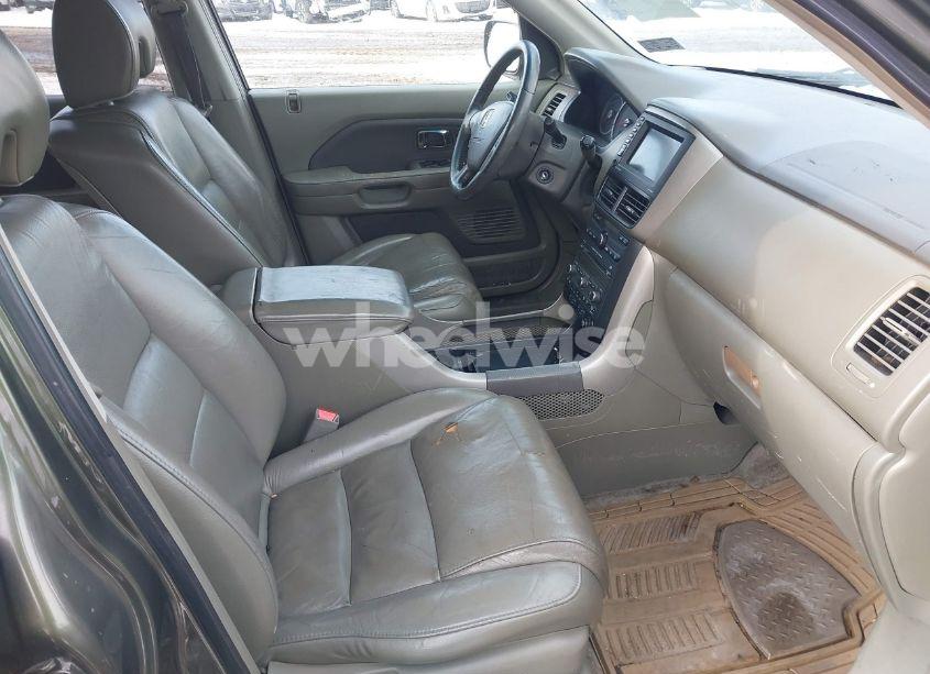 Photo 5 of 2006 Honda Pilot EX-L (VIN 5FNYF18736B022335)