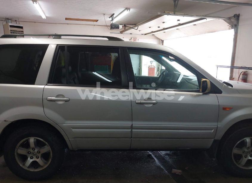 Photo 14 of 2008 Honda Pilot EX-L (VIN 5FNYF18758B006821)