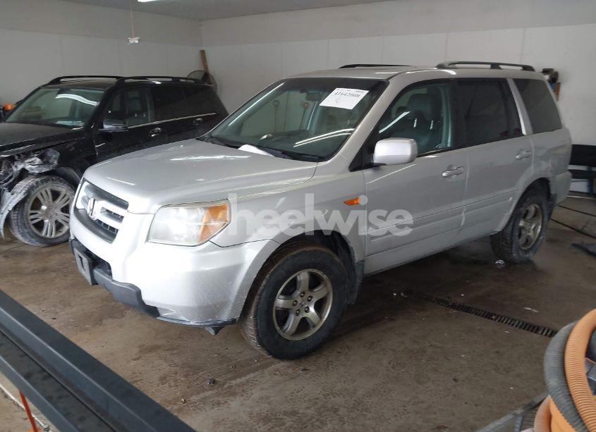 Photo 2 of 2008 Honda Pilot EX-L (VIN 5FNYF18758B006821)