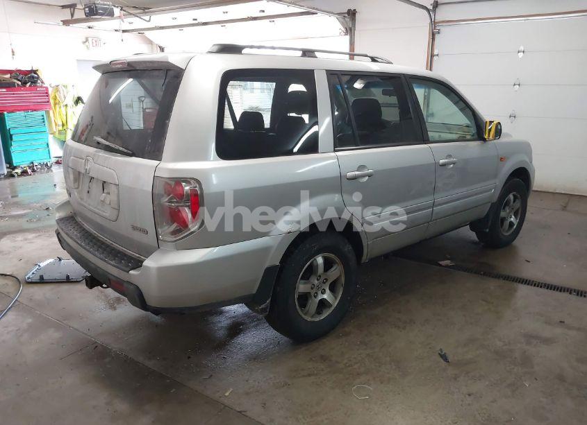 Photo 4 of 2008 Honda Pilot EX-L (VIN 5FNYF18758B006821)