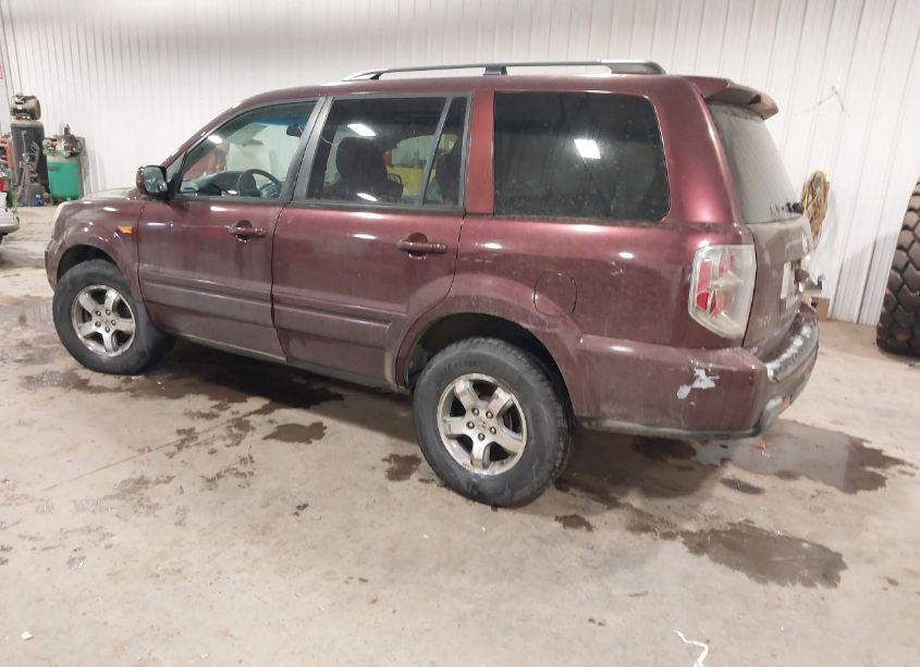 Photo 3 of 2007 Honda Pilot EX-L (VIN 5FNYF18767B028972)