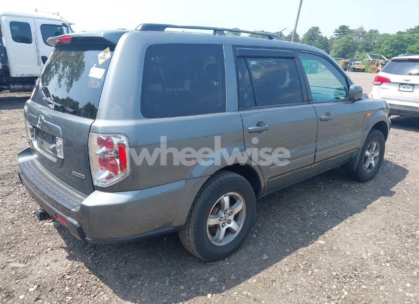 Photo 4 of 2008 Honda Pilot EX-L (VIN 5FNYF18768B028598)