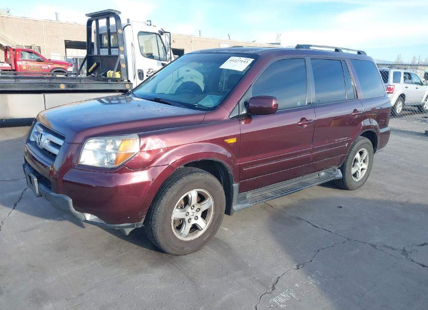 Photo 2 of 2007 Honda Pilot EX-L (VIN 5FNYF18787B017343)