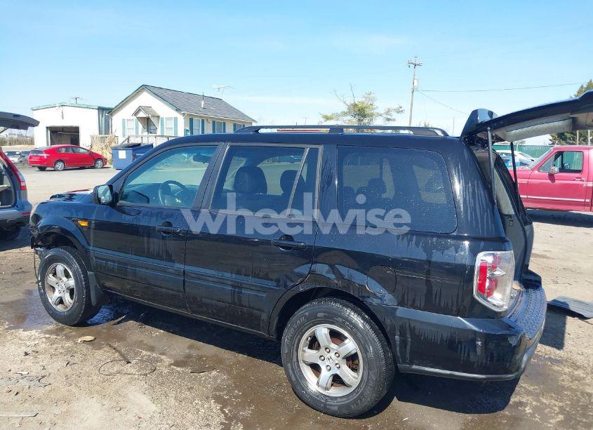Photo 3 of 2008 Honda Pilot EX-L (VIN 5FNYF18788B005453)