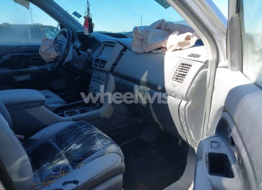 Photo 5 of 2008 Honda Pilot EX-L (VIN 5FNYF18798B022682)