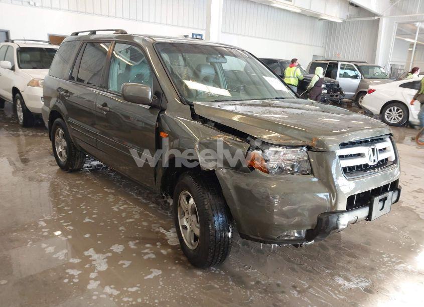 2006 Honda Pilot EX-L (VIN 5FNYF187X6B026463) main photo