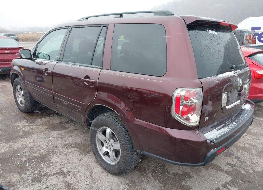 Photo 3 of 2007 Honda Pilot EX-L (VIN 5FNYF187X7B003234)