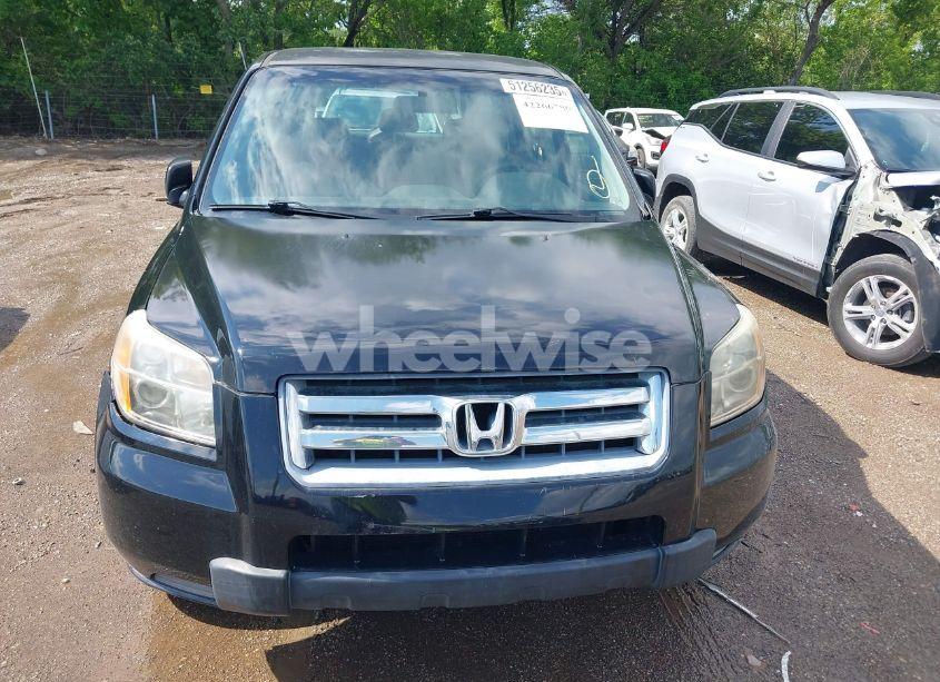 Photo 6 of 2007 Honda Pilot LX (VIN 5FNYF28107B021596)