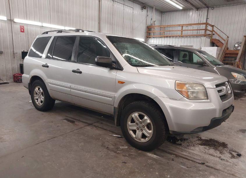 2007 Honda Pilot LX (VIN 5FNYF28117B046684) main photo