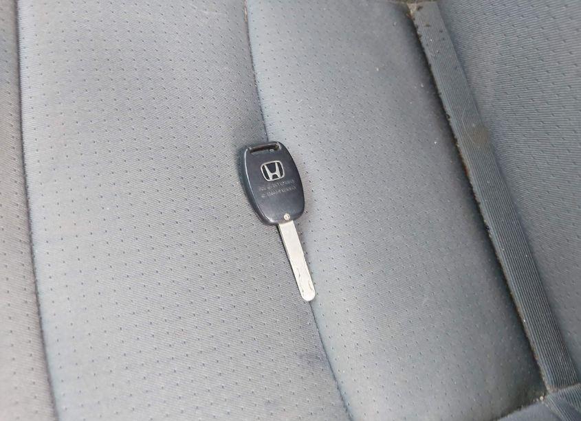 Photo 11 of 2006 Honda Pilot LX (VIN 5FNYF28126B002014)