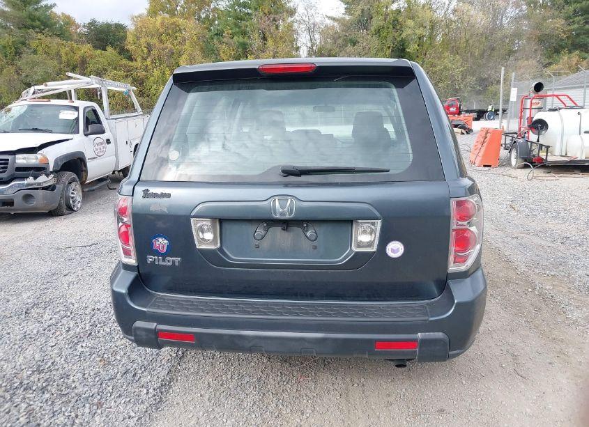 Photo 16 of 2006 Honda Pilot LX (VIN 5FNYF28126B002014)