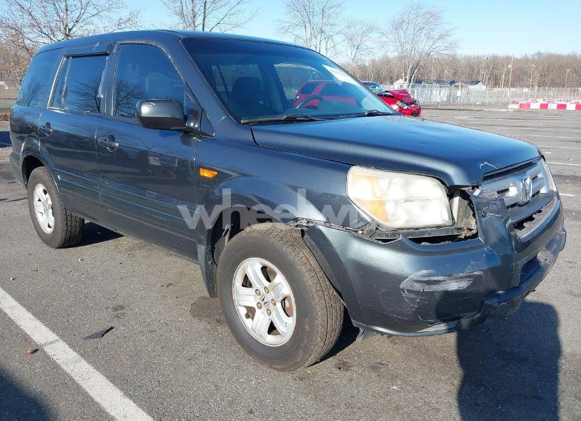 Photo 12 of 2006 Honda Pilot LX (VIN 5FNYF28126B011585)