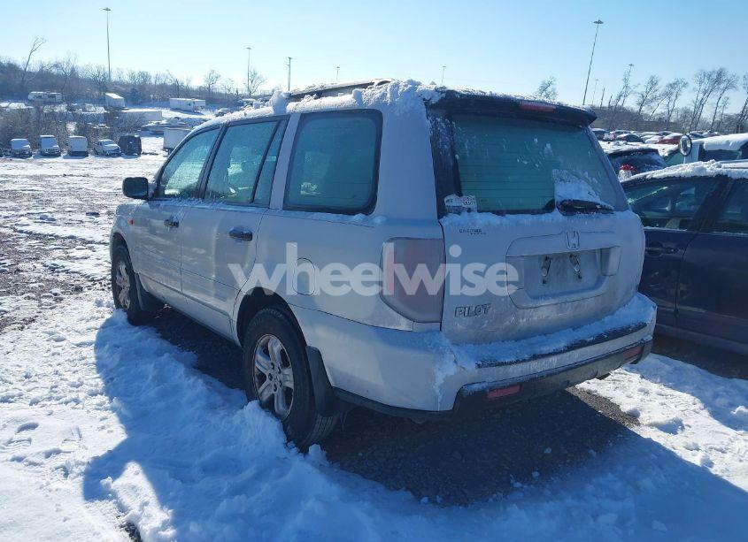 Photo 3 of 2007 Honda Pilot LX (VIN 5FNYF28127B000314)