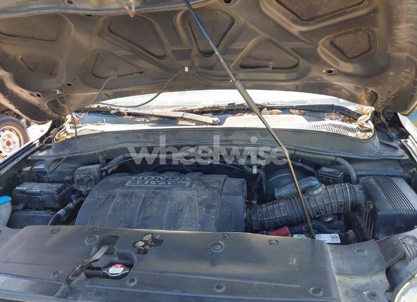 Photo 10 of 2006 Honda Pilot LX (VIN 5FNYF28136B003348)