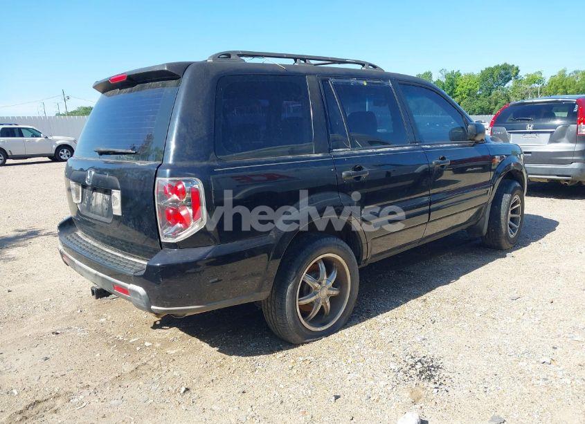 Photo 4 of 2006 Honda Pilot LX (VIN 5FNYF28136B003348)