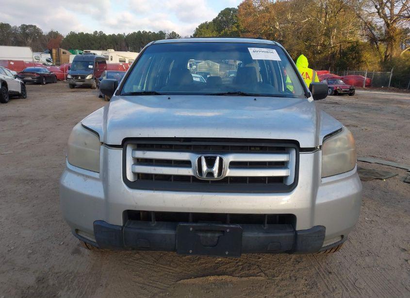 Photo 13 of 2007 Honda Pilot LX (VIN 5FNYF28167B045112)