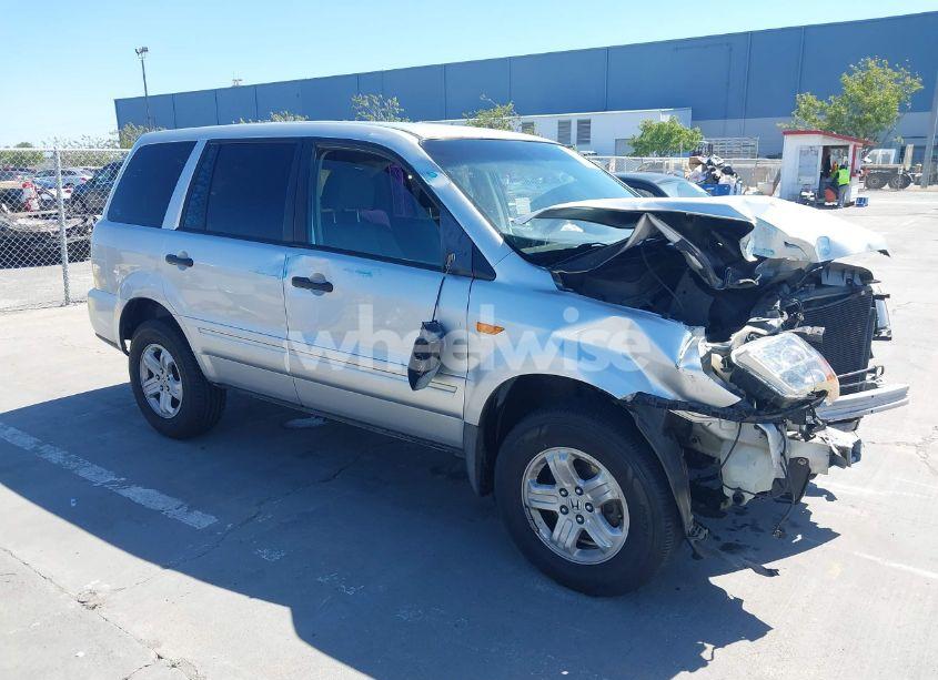 2007 Honda Pilot LX (VIN 5FNYF28177B018050) main photo