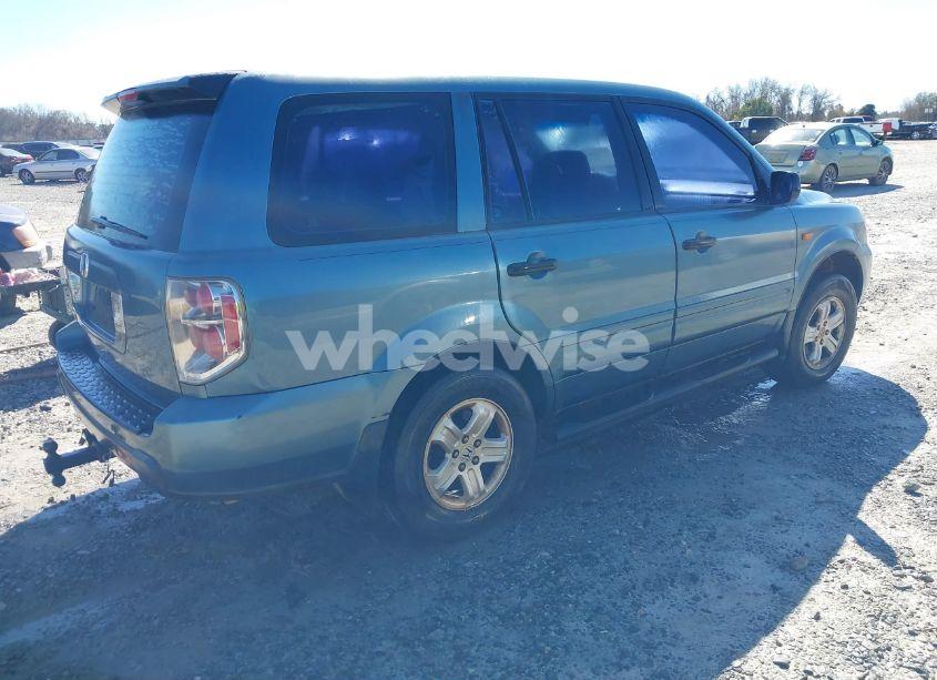 Photo 4 of 2006 Honda Pilot LX (VIN 5FNYF28186B046244)