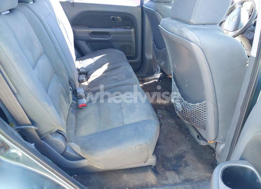 Photo 8 of 2006 Honda Pilot LX (VIN 5FNYF28186B046244)