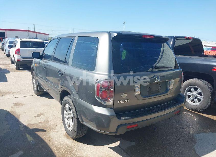 Photo 3 of 2007 Honda Pilot LX (VIN 5FNYF28187B009728)