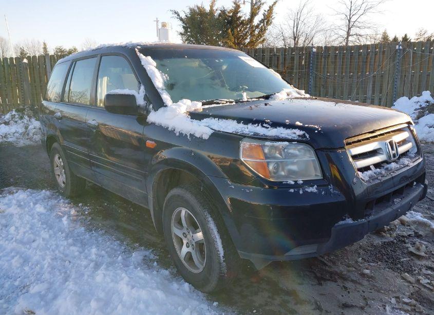 2006 Honda Pilot LX (VIN 5FNYF28196B016282) main photo