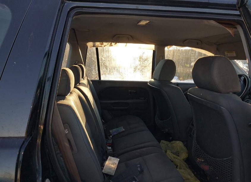 Photo 8 of 2006 Honda Pilot LX (VIN 5FNYF28196B016282)