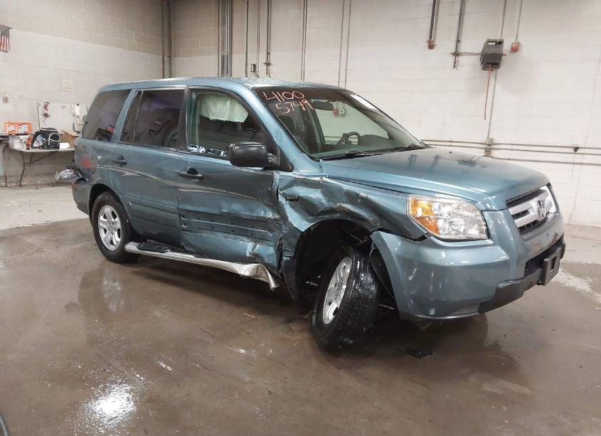 2007 Honda Pilot LX (VIN 5FNYF28197B015134) main photo