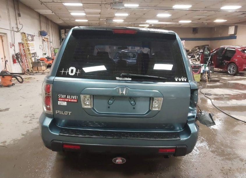 Photo 16 of 2007 Honda Pilot LX (VIN 5FNYF28197B015134)
