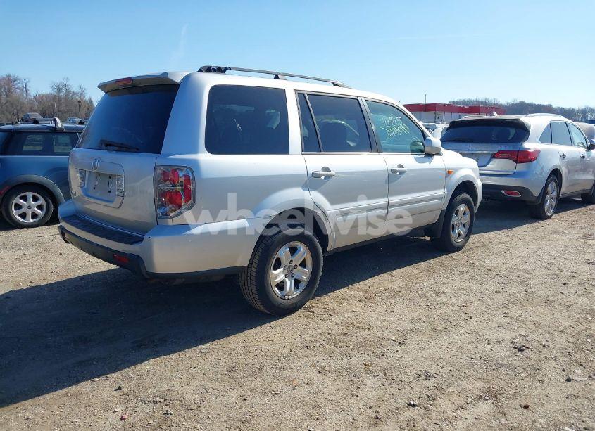 Photo 4 of 2008 Honda Pilot VP (VIN 5FNYF28208B011970)