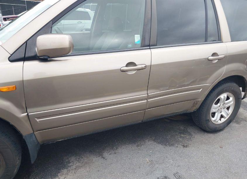 Photo 17 of 2008 Honda Pilot VP (VIN 5FNYF28238B003846)