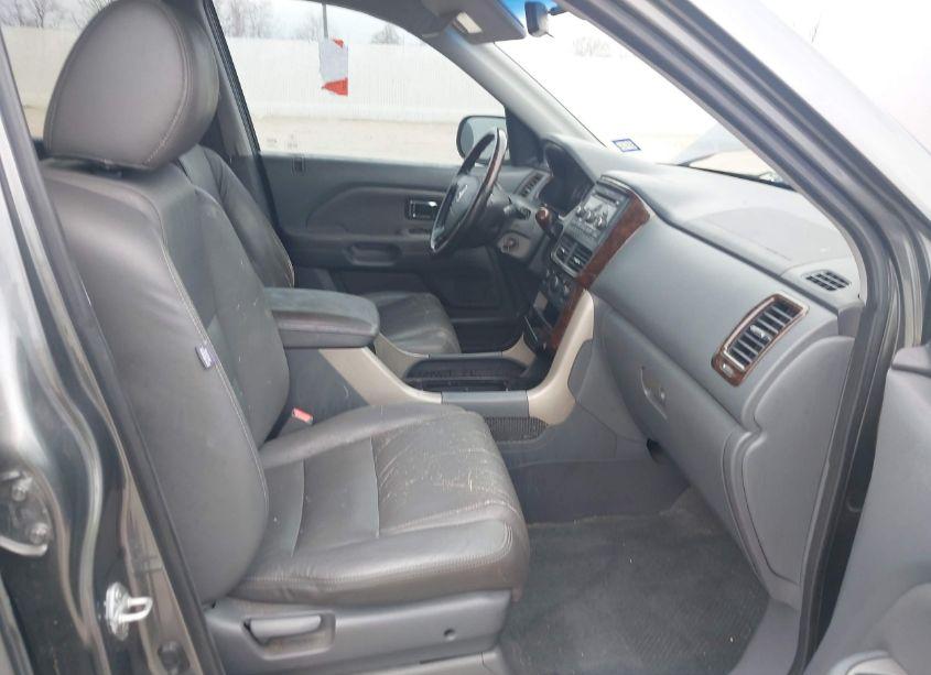 Photo 5 of 2008 Honda Pilot VP (VIN 5FNYF28238B030223)