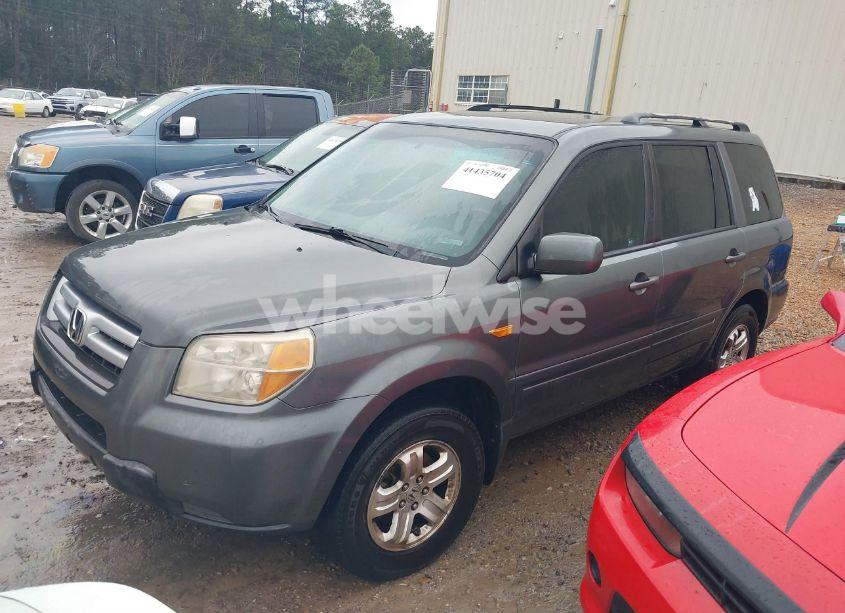 Photo 2 of 2008 Honda Pilot VP (VIN 5FNYF28268B017370)