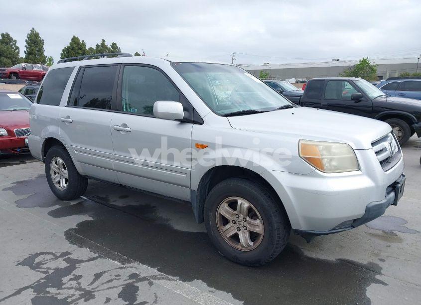 2008 Honda Pilot VP (VIN 5FNYF282X8B025262) main photo
