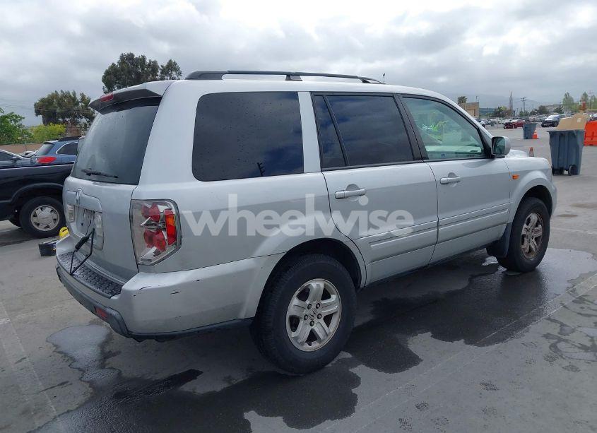Photo 4 of 2008 Honda Pilot VP (VIN 5FNYF282X8B025262)