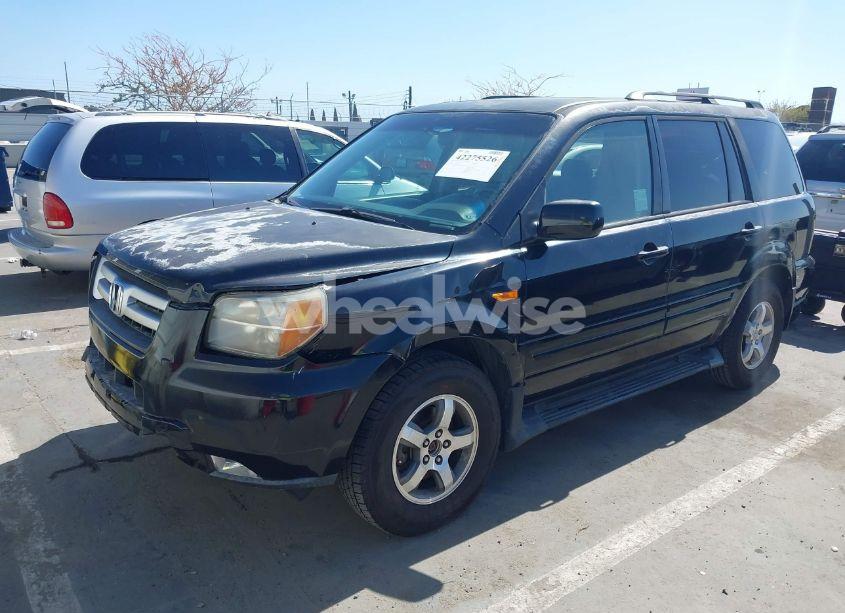 Photo 2 of 2008 Honda Pilot SE (VIN 5FNYF28388B001261)