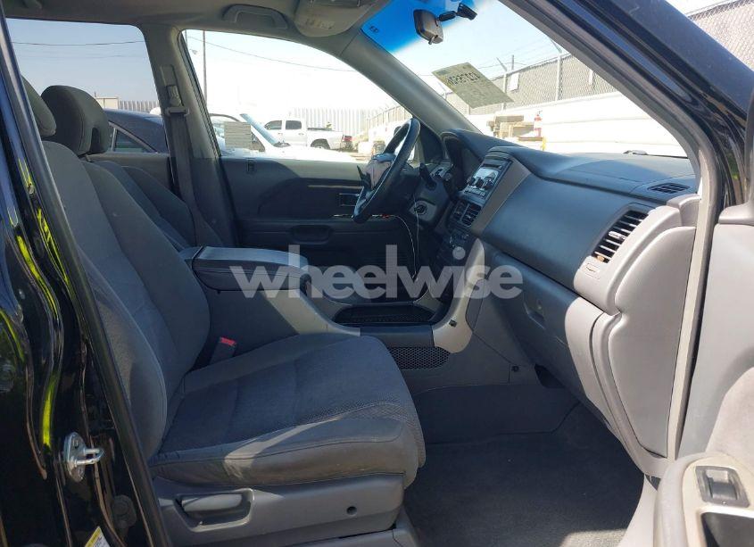 Photo 5 of 2008 Honda Pilot SE (VIN 5FNYF28388B001261)