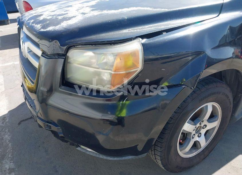 Photo 6 of 2008 Honda Pilot SE (VIN 5FNYF28388B001261)