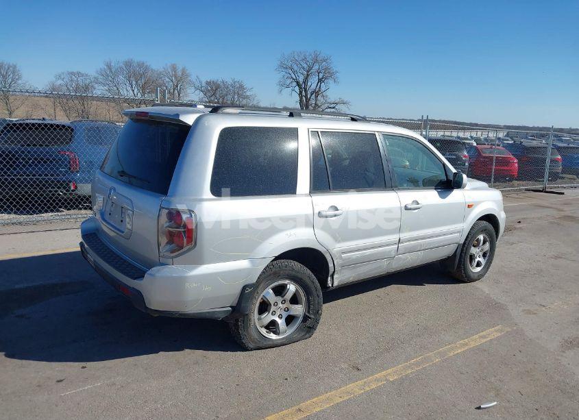 Photo 6 of 2008 Honda Pilot SE (VIN 5FNYF28398B002015)