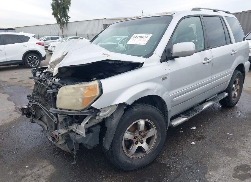 Photo 14 of 2006 Honda Pilot EX (VIN 5FNYF28406B005861)