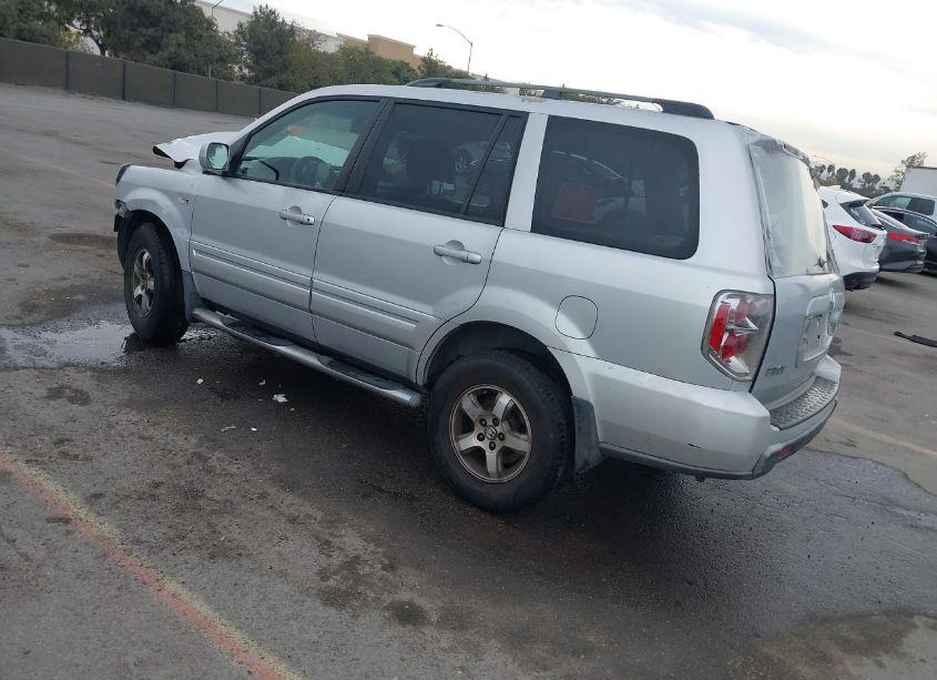 Photo 3 of 2006 Honda Pilot EX (VIN 5FNYF28406B005861)