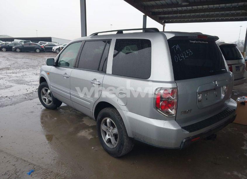 Photo 3 of 2006 Honda Pilot EX (VIN 5FNYF28406B024233)