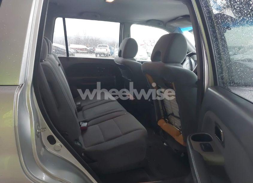 Photo 8 of 2006 Honda Pilot EX (VIN 5FNYF28406B024233)